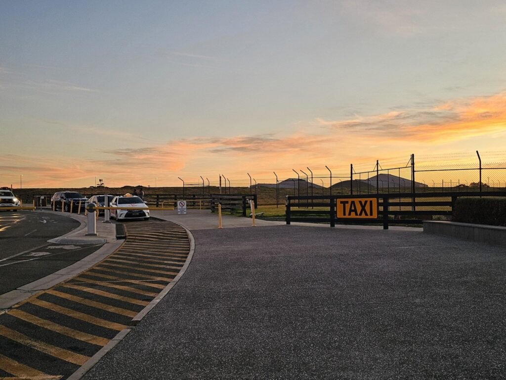 Geelong to Avalon Airport Taxi
